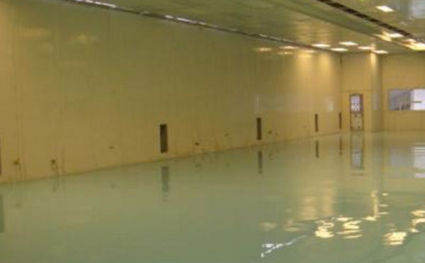 庄浪自流平环氧地坪中涂